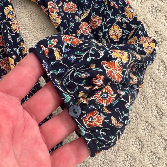 Old Navy Long Sleeve Peasant Blouse/Top Navy Blue Floral Size Medium - Picture 4 of 11